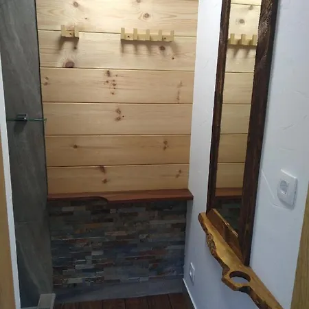 Ubytování v soukromí Lepa Lopa *