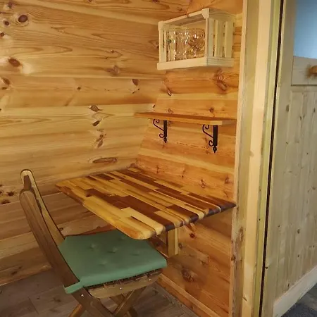 Lepa Lopa Kwatera prywatna *