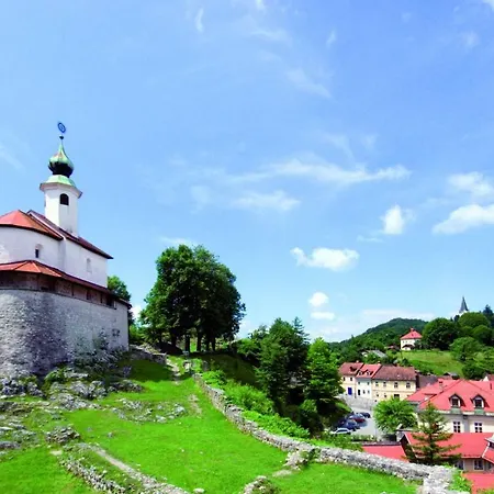 Lepa Lopa Stahovica