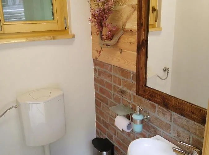 Lepa Lopa Δωμάτια σε οικογενειακή κατοικία Stahovica