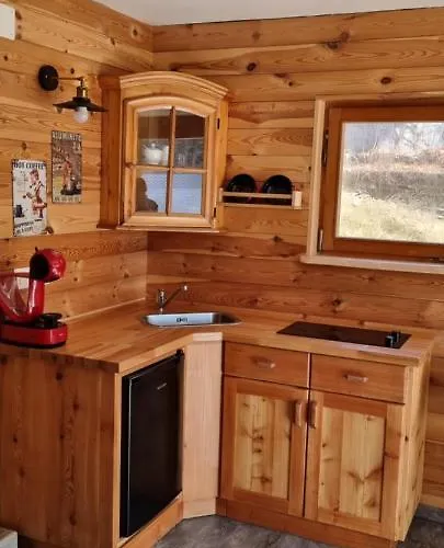 Lepa Lopa Δωμάτια σε οικογενειακή κατοικία Stahovica