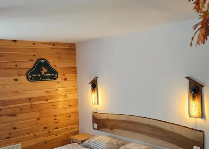 Lepa Lopa Nastanitev v družini