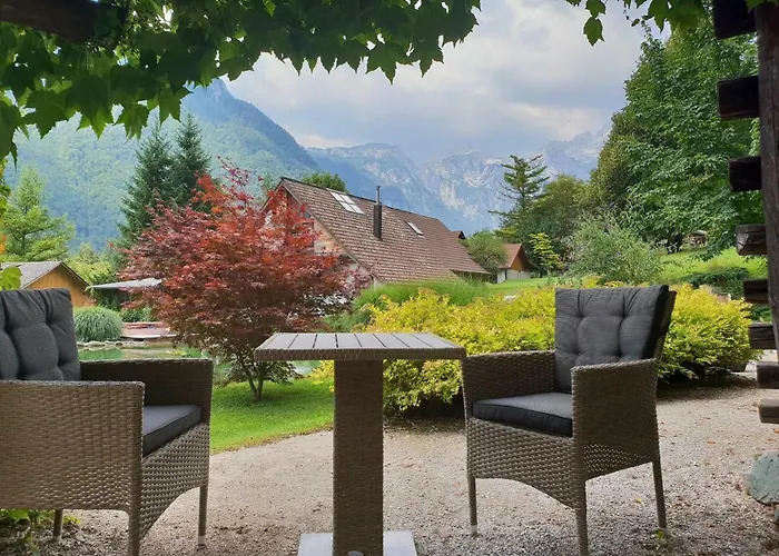 Δωμάτια σε οικογενειακή κατοικία Lepa Lopa Stahovica